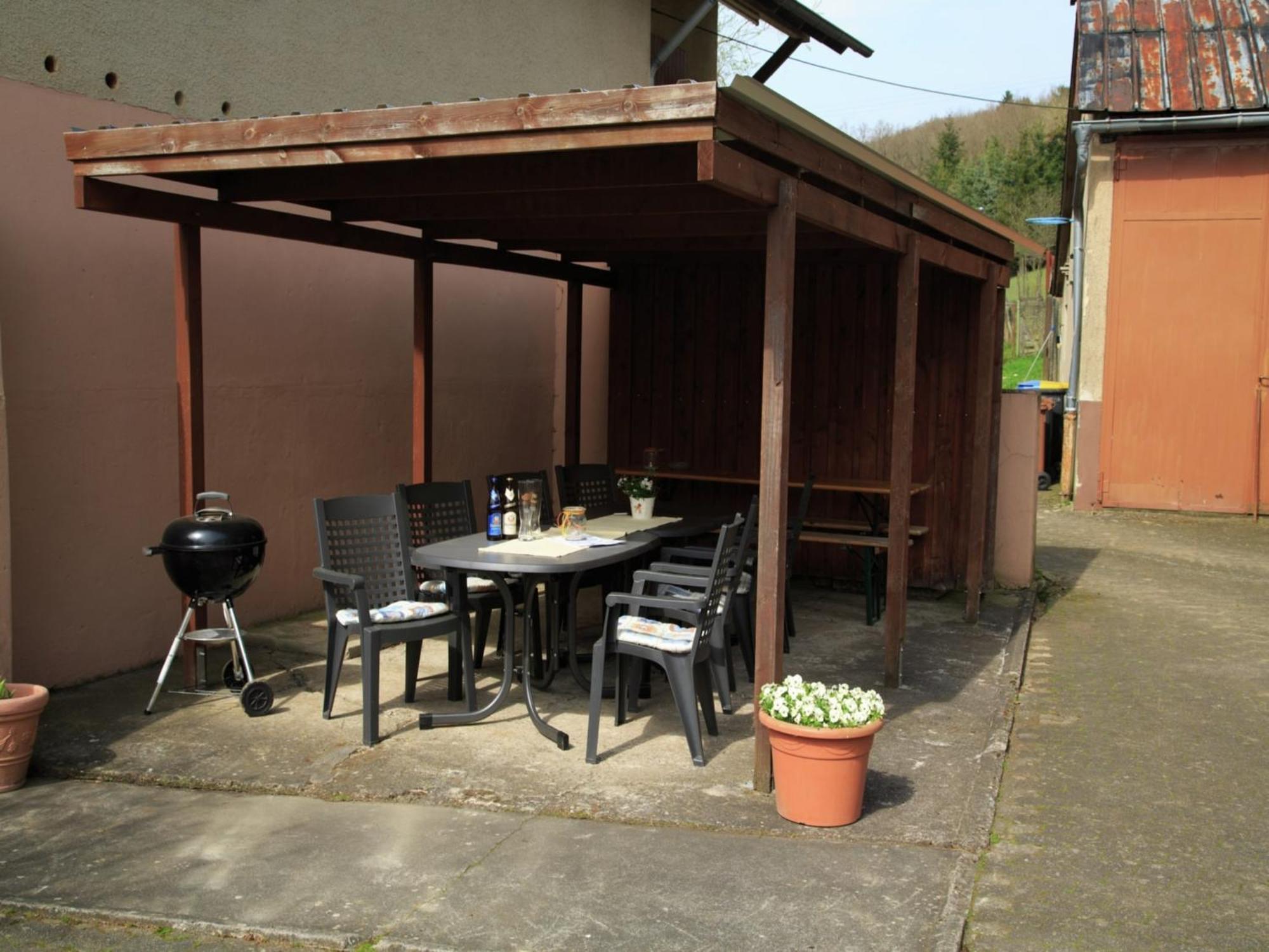 Spacious Holiday Home In Ulmen Near The Centre Exteriör bild